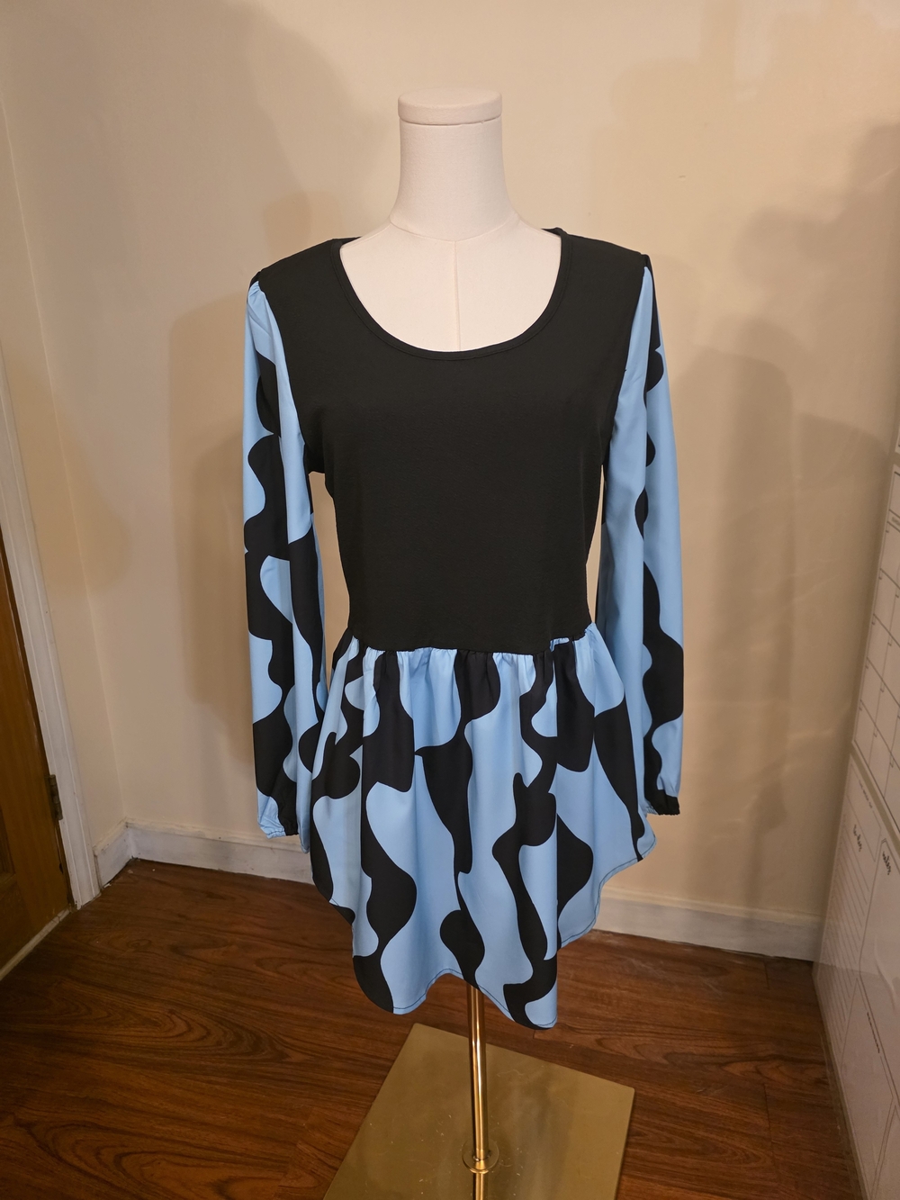 Brand-New: Blue & Black Cow Print Long-Sleeve Tunic Top - Size S